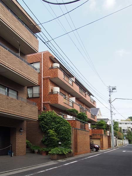 根津丘ハイツ